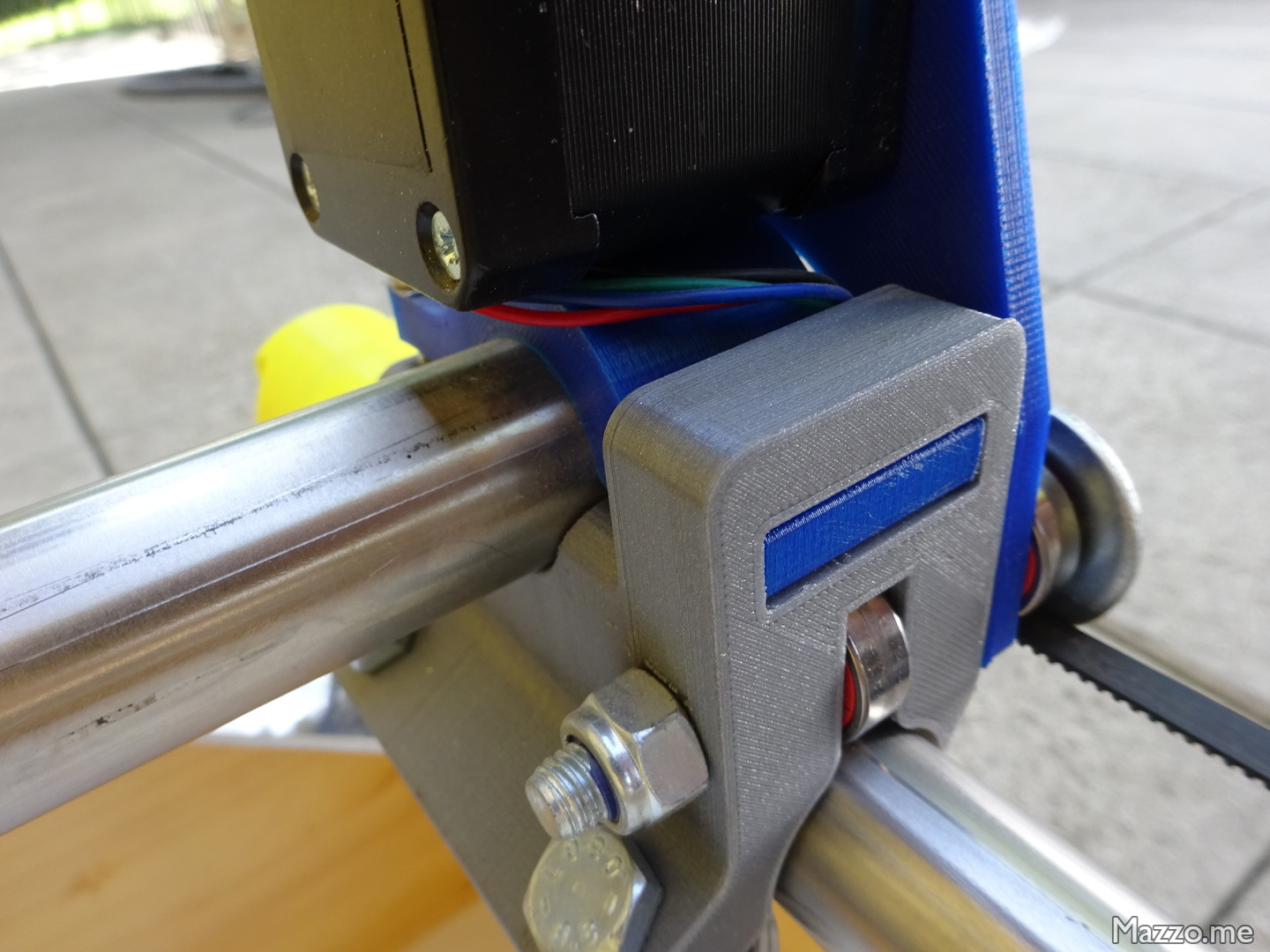 Passaggio cavi motore