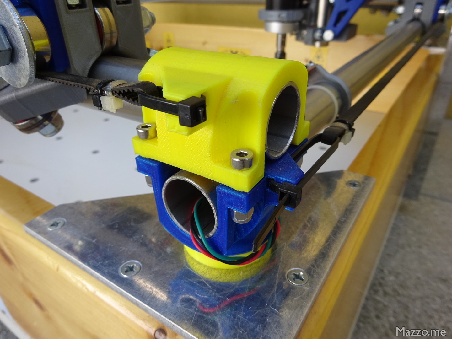 Passaggio interno cavi finecorsa